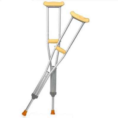 Aluminum alloy adjustable axillary crutches (2)