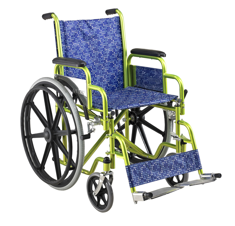 Manual foldable wheelchair for disabled elderly (4)